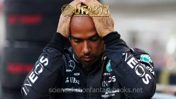 Lewis Hamilton พูดถึง back burner